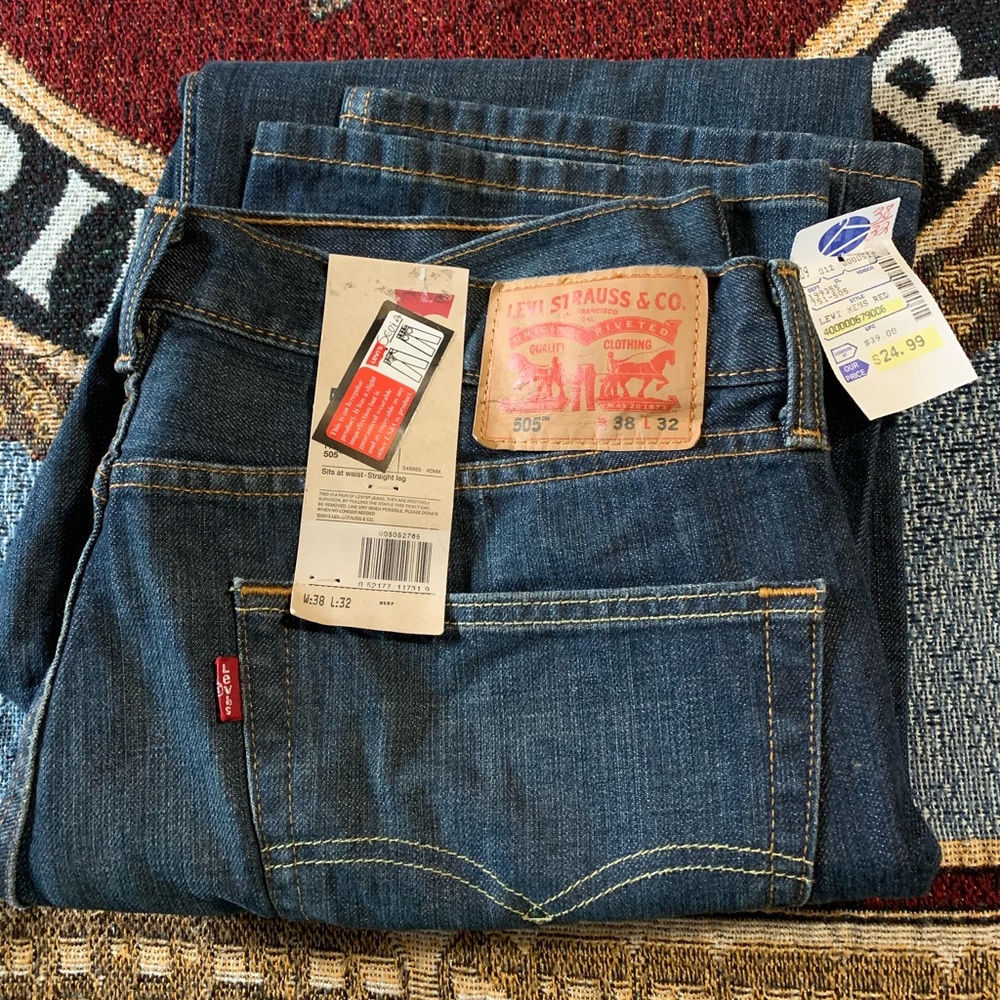 NWT Levi’s Men’s 505 fit 38x32